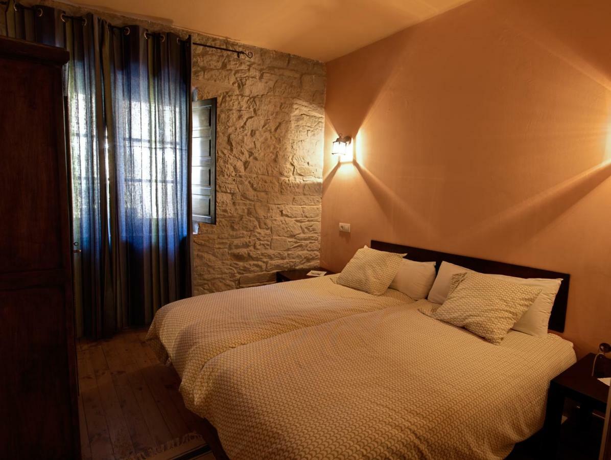 El Sumiciu Guest House Mieres  Exterior photo